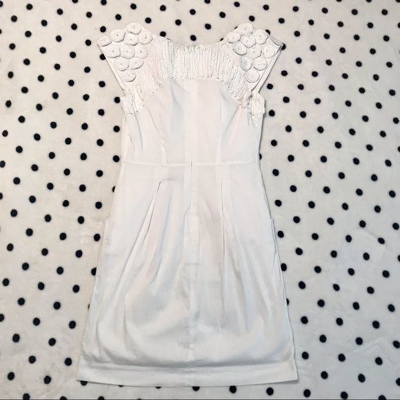 BCBGMaxAzria White Dress Size 0 - Picture 6 of 9